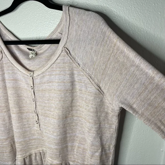 We the Free Free People Pink Coastline Peplum Long Sleeve Ruffle Hem Sweater Med - Picture 10 of 11
